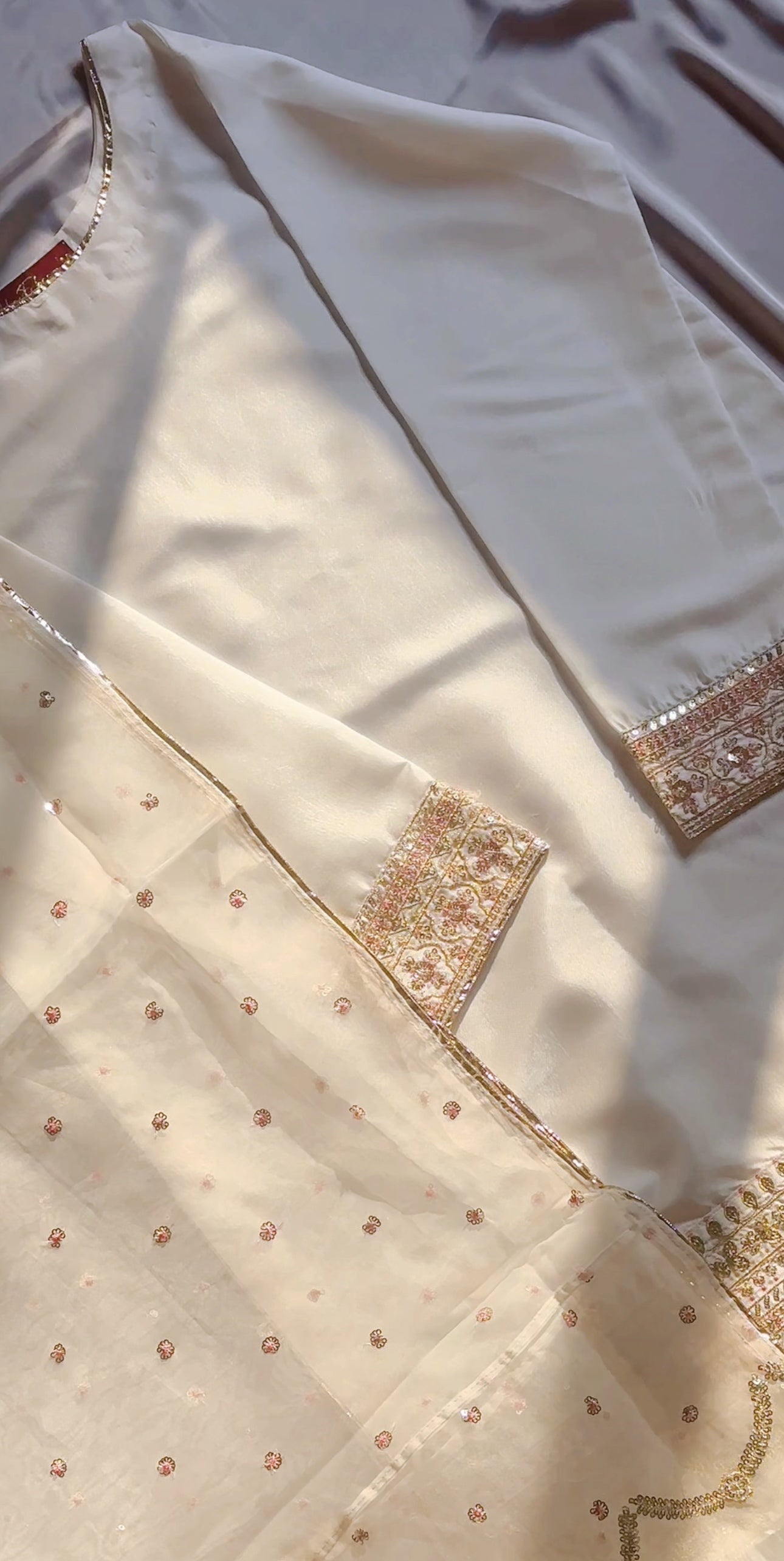 Ivory Farshi Set - 3 PCS