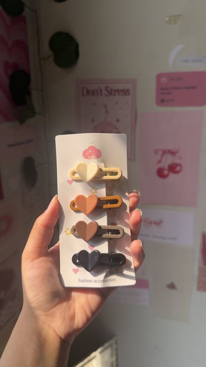 Pack of 4 Pretty Pins